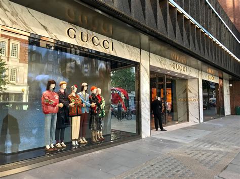 Shops with GUCCI in Rennes title